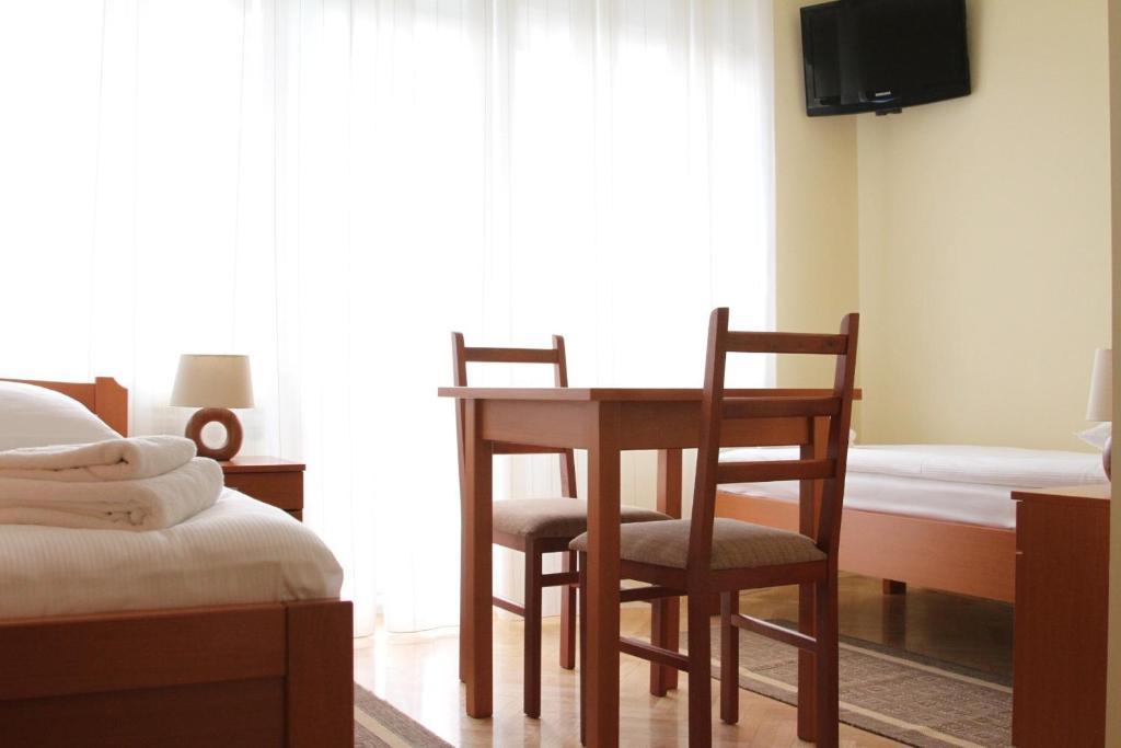 Rooms Villa Aria Sesvete Zewnętrze zdjęcie