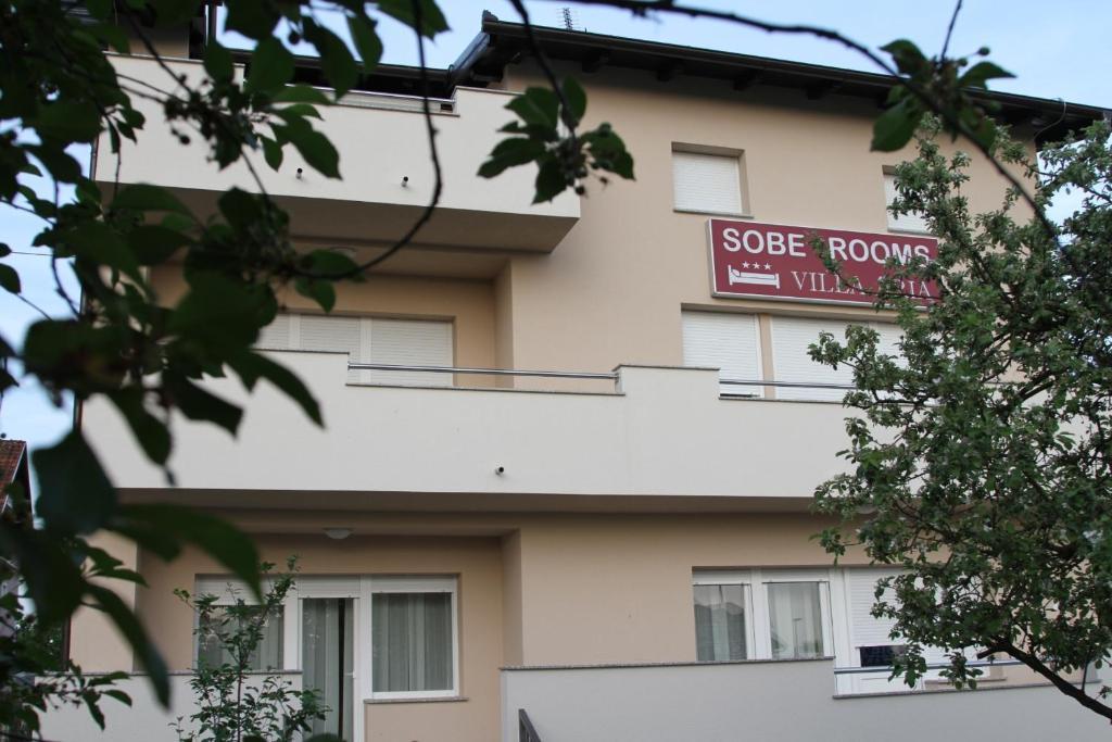 Rooms Villa Aria Sesvete Zewnętrze zdjęcie